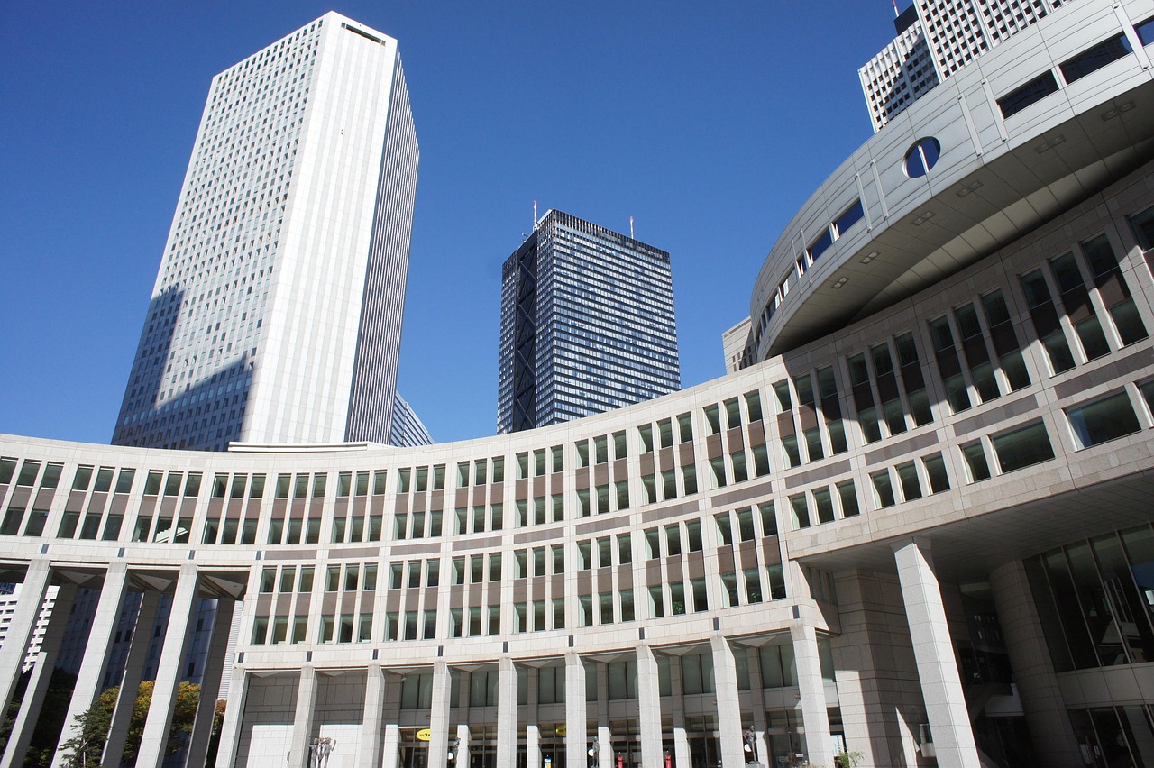 ブラック企業と退職代行、労組の違いは何ですか？