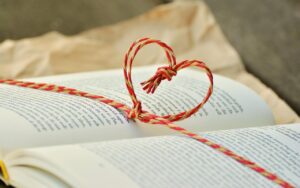 ブラック企業からIT転職するために何を学ぶべきか？