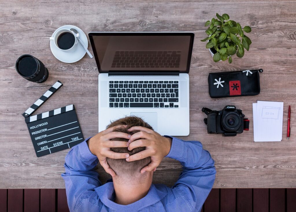 ブラック企業を辞めたら負けと思考を変える方法は？