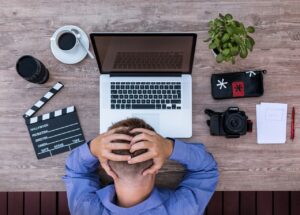 ブラック企業を辞めたら負けと思考を変える方法は？